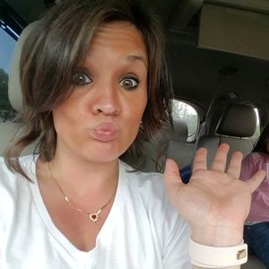 Meet your Posher, Laken